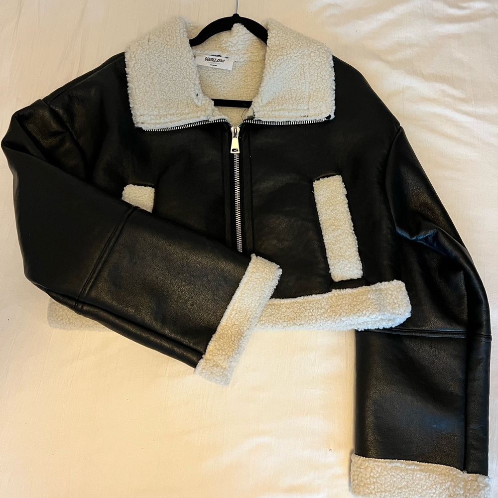 Black jacket (faux leather) teddy fur